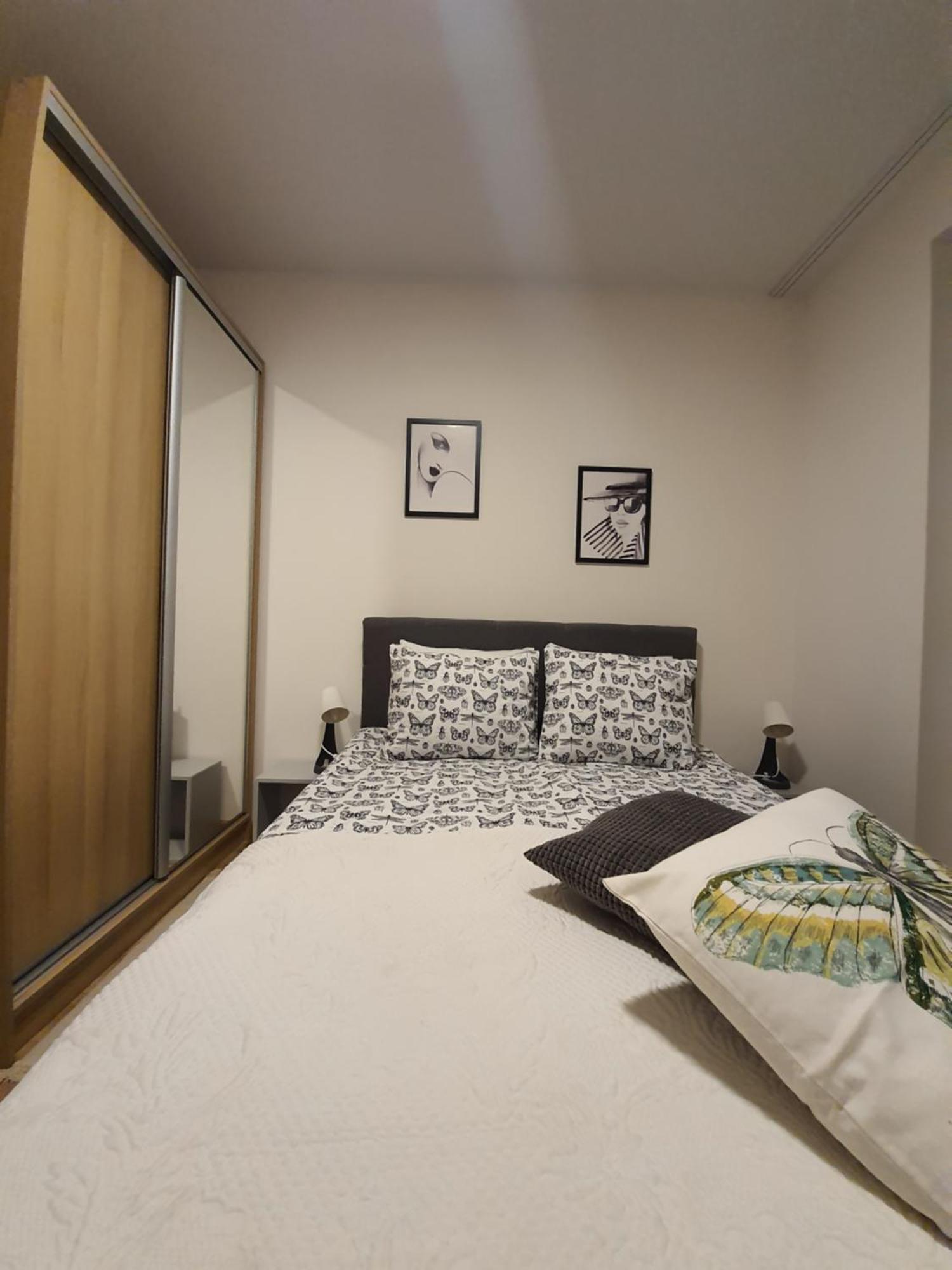 Апартаменти Apartament Krakowska Prestige Вроцлав Номер фото